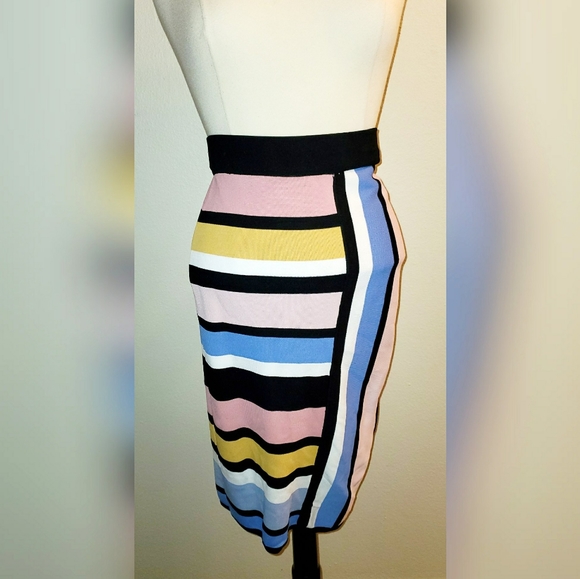 Colorblock skirt - Picture 1 of 1